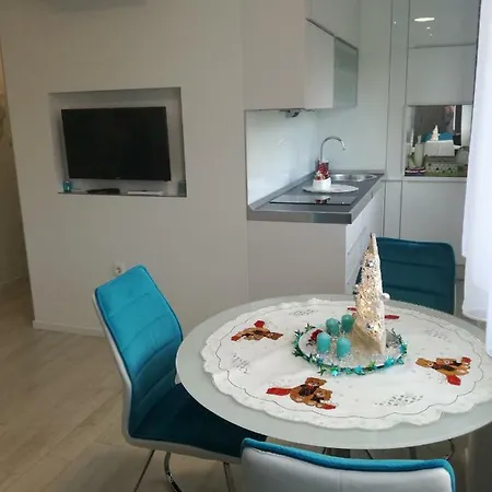 شقة Studio Apartman Gazzo